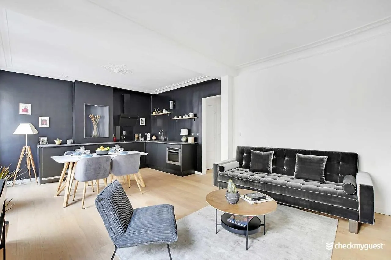 Elegant Apartment - 1Br-4P - Les Batignolles Paris France