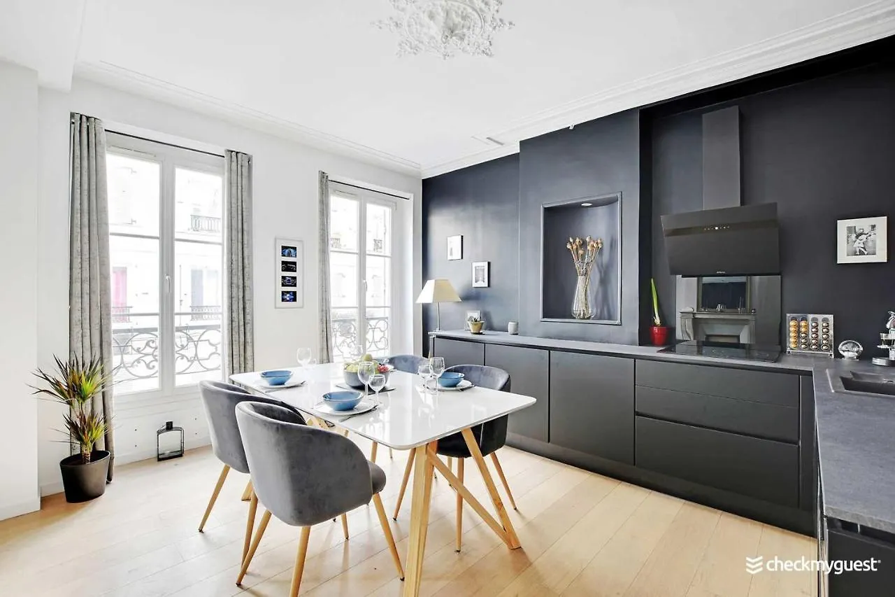 Elegant Apartment - 1Br-4P - Les Batignolles Paris 0*,  França
